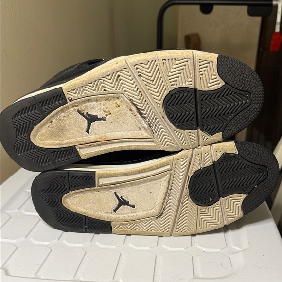 Jordan 4s Royalty Retro Sneakers in Black and Gold - Picture 10 of 11
